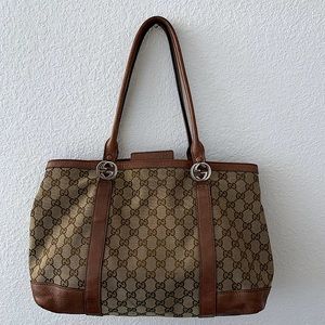 Gucci GG Supreme Monogram Tote
